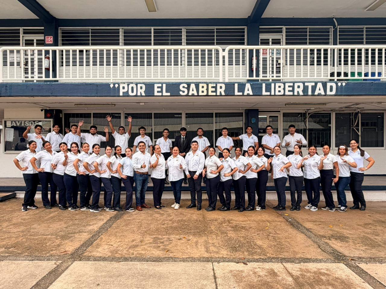 Homenaje a los Símbolos Patrios