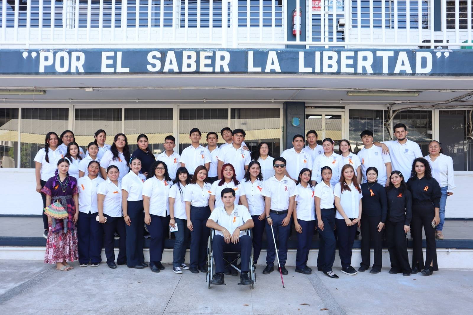 Homenaje cívico en el marco de la Semana Estatal de Educación Inclusiva