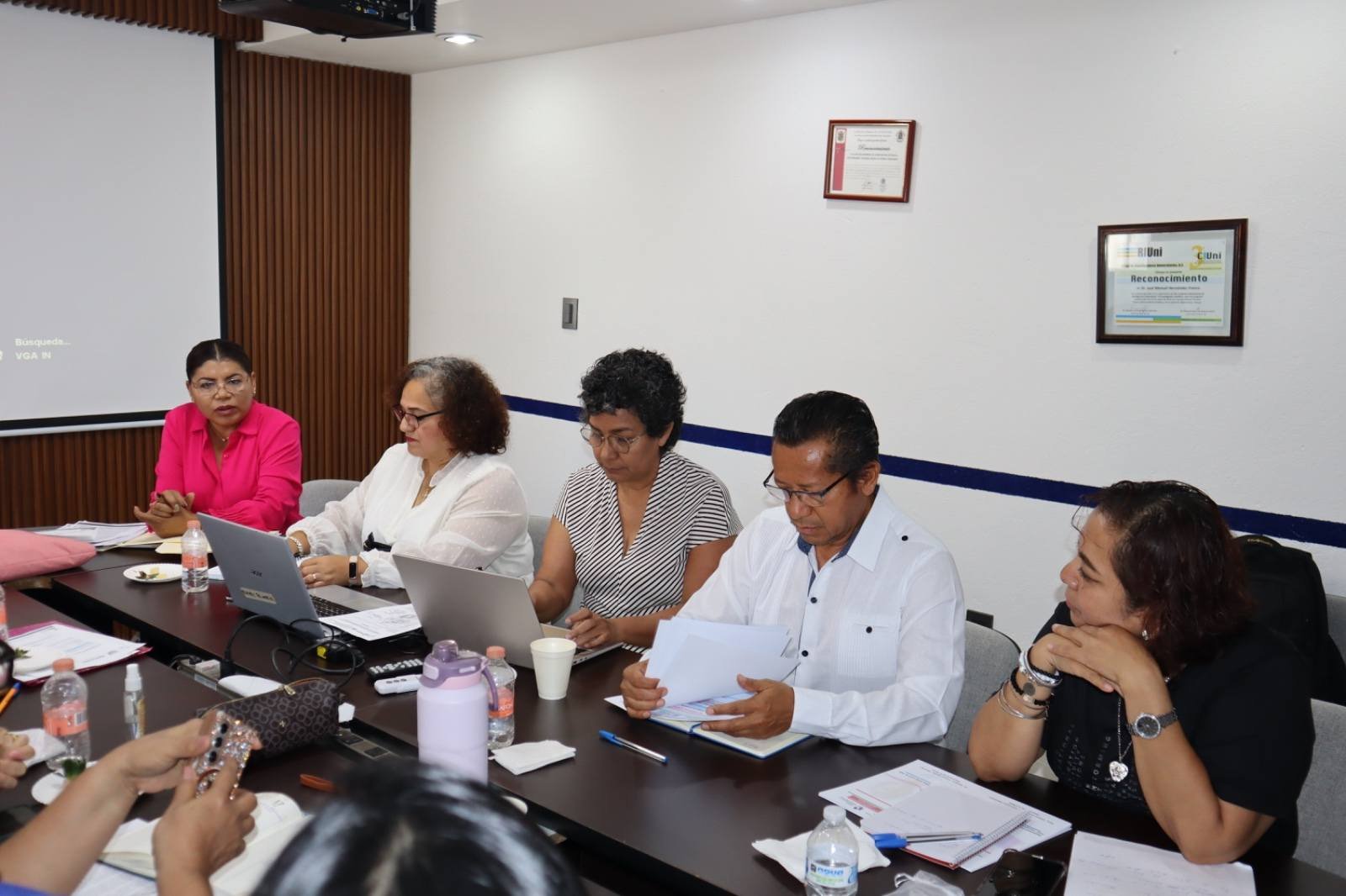 Comprometidos con la excelencia educativa y la formación docente